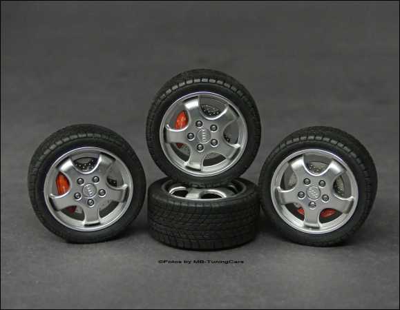 1:18 AUDI 80 RS2 B4 Avant Rim Size