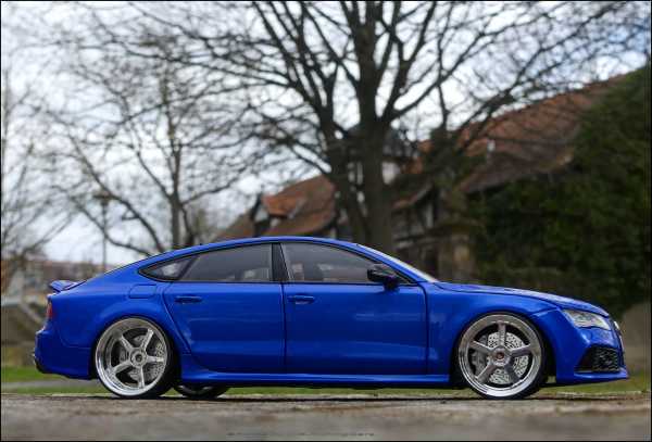 1:18 Audi RS7 C7 4G Sportback KengFai Performance - RS-BLUE - OZ Alufelgen