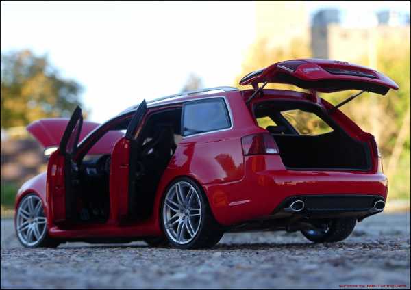 1:18 Audi A4 RS4 B7 Avant "Quattro" RED EDITION = FAHRBARES MODELL = RAR