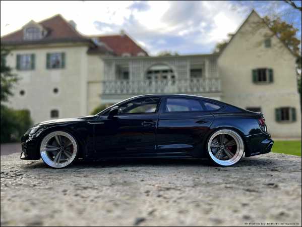 1:18 Audi RS5 B9 Coupe Black Edition Tuning + inkl. OVP