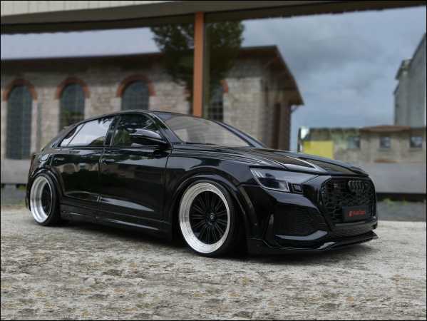 1:18 Audi RSQ8 Black Magic inkl. MB Alufelgen - no opening Car