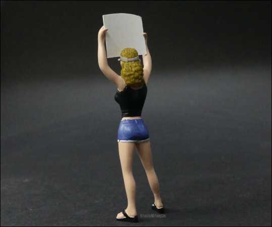 1:18 Car Wash Girl