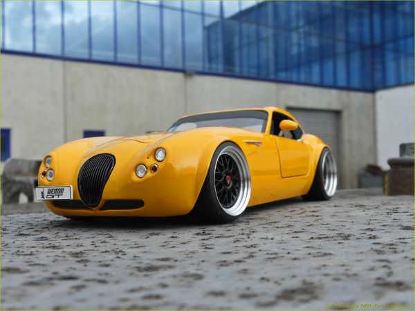 1:18 Wiesmann GT MF4 Coupe (2008) | gelb