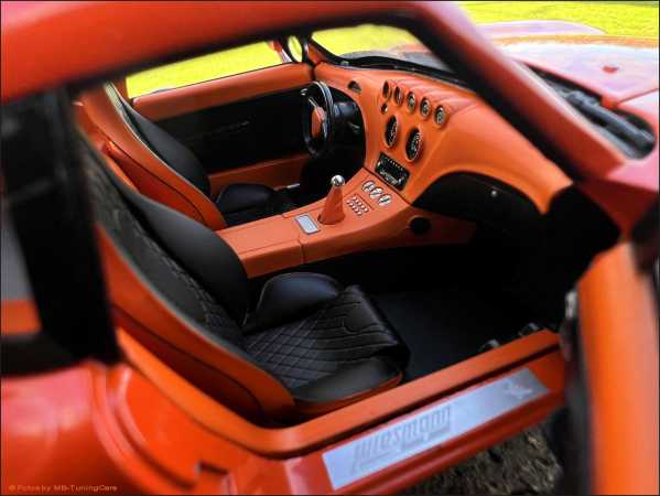 1:18 Wiesmann Coupe MF4 Orange Pro + BBS HMC ALUS inkl. VITRINE