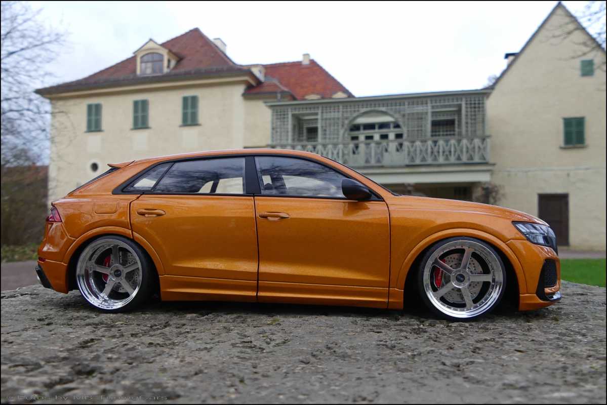 1:18 Audi RS Q8 SUV-Coupé Drachen Orange + OZ EVO ECHT-ALUFELGEN = OVP