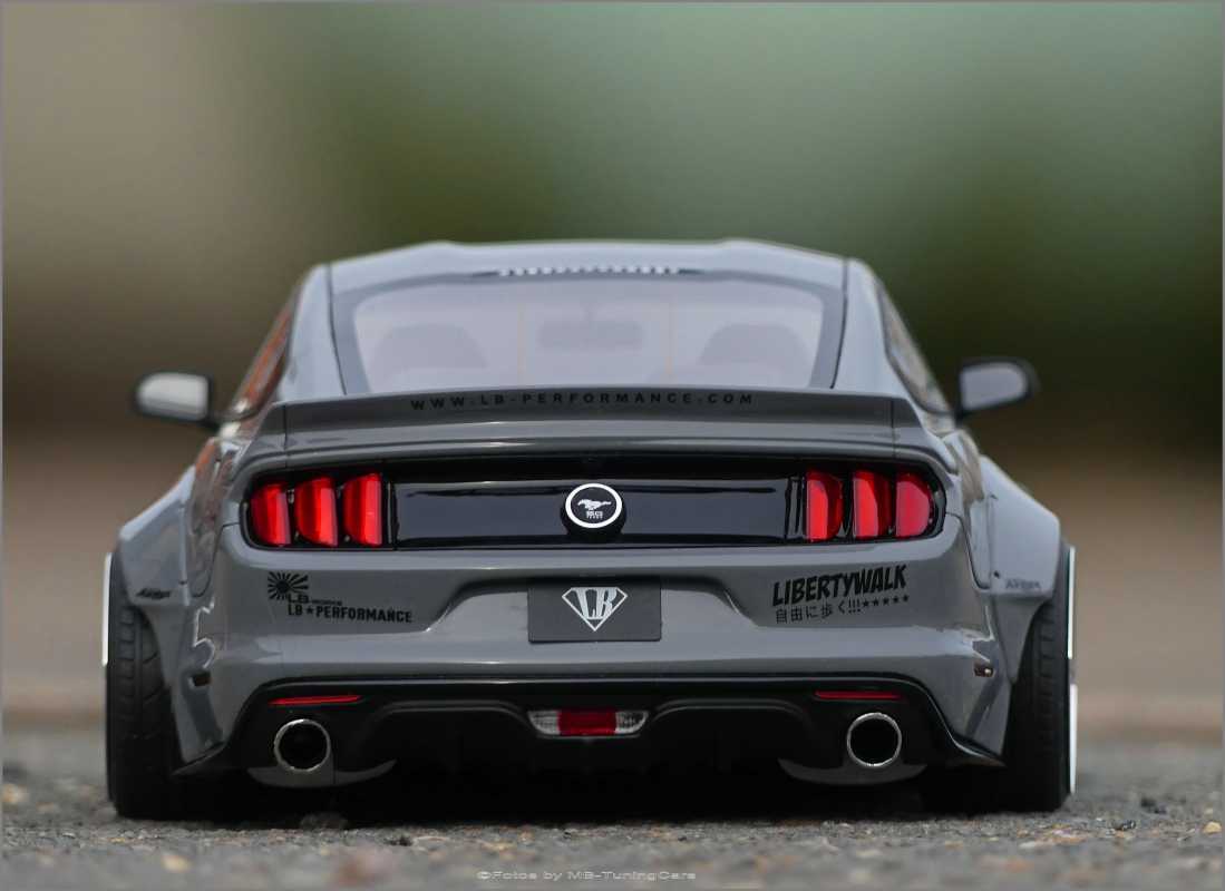 1:18 Ford Mustang Liberty Walk Breitbau