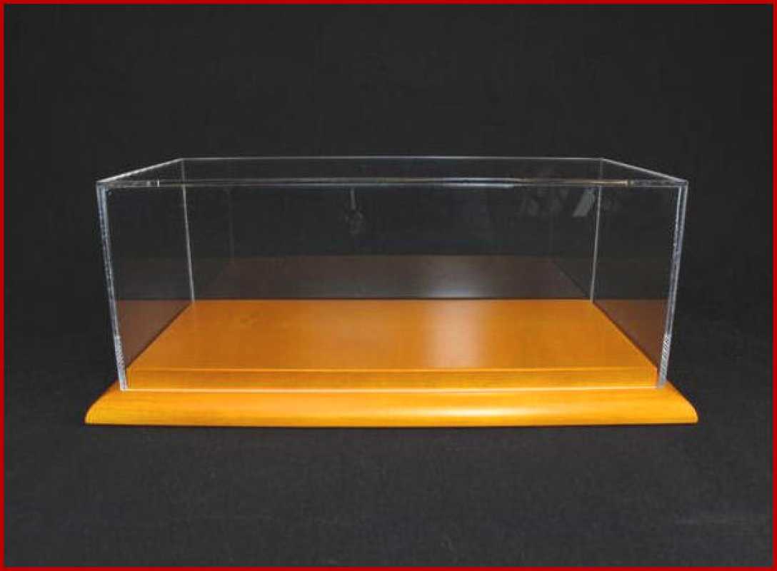 1:18 Precious Wood / Acrylic glass Showcases